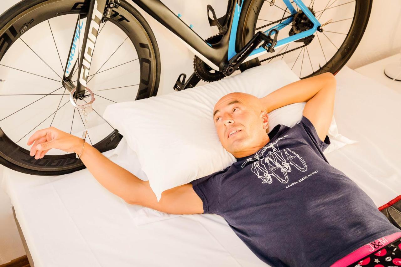 Alp Apartments Ski & Bike - Xavier Аоста Екстер'єр фото